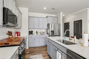 1832 Pheasant Trce Cir, Kernersville, NC 27284 - Photo 5