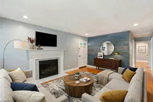 3717 Manor Dr, Greensboro, NC 27403 - Photo 9