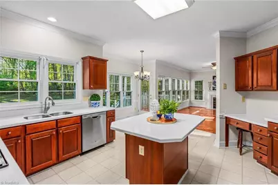 4810 Weston Place, Jamestown, NC 27282 - Photo 15