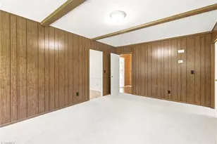 5401 Mcnairy Dr, Greensboro, NC 27455 - Photo 15