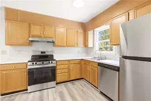 5401 Mcnairy Dr, Greensboro, NC 27455 - Photo 9