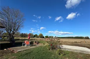 215 Freeman St, Dobson, NC 27017 - Photo 7