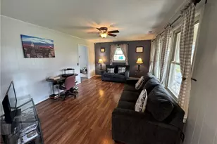 215 Freeman St, Dobson, NC 27017 - Photo 27