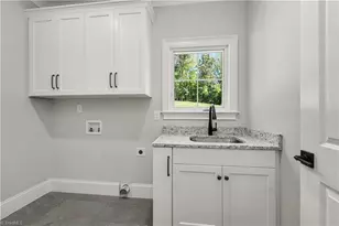 7640 Crossing Ridge Dr, Belews Creek, NC 27009 - Photo 39