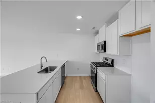 256 Plumtree Ct, King, NC 27021 - Photo 9