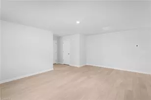 111 Primrose St, King, NC 27021 - Photo 7