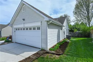 7111 Taunton Dr, Greensboro, NC 27410 - Photo 35