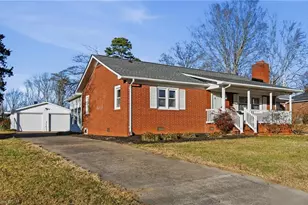 307 Sunrise Ave, Asheboro, NC 27203 - Photo 3