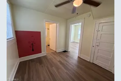2416 N Patterson Avenue, Winston-Salem, NC 27105 - Photo 7