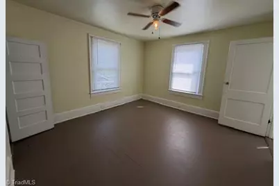 2416 N Patterson Avenue, Winston-Salem, NC 27105 - Photo 11
