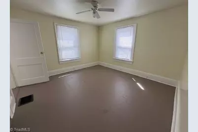 2416 N Patterson Avenue, Winston-Salem, NC 27105 - Photo 15
