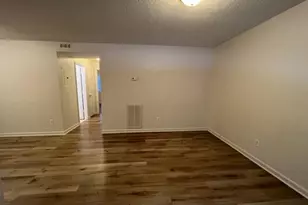 220 Pitts St, Kernersville, NC 27284 - Photo 5