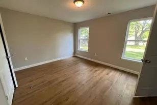 916 Avon Ave, Burlington, NC 27215 - Photo 9