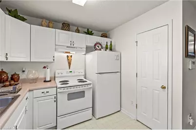 4540 Holland Road, Greensboro, NC 27405 - Photo 11