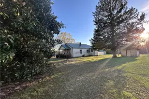 5618 Farmstead Rd, Seagrove, NC 27341 - Photo 1