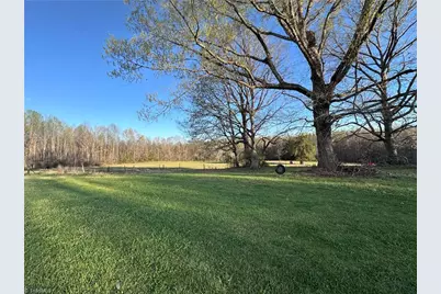 5618 Farmstead Road, Seagrove, NC 27341 - Photo 9