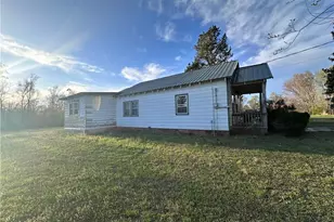 5618 Farmstead Rd, Seagrove, NC 27341 - Photo 3