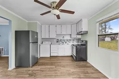 1501 Kingsway Drive, High Point, NC 27260 - Photo 5