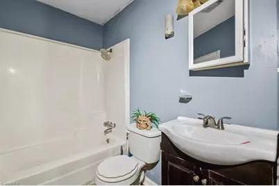 1501 Kingsway Drive, High Point, NC 27260 - Photo 13