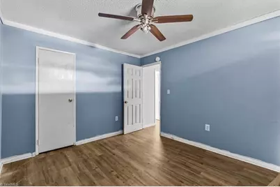 1501 Kingsway Drive, High Point, NC 27260 - Photo 17