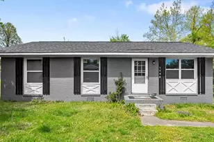 1501 Kingsway Dr, High Point, NC 27260 - Photo 1