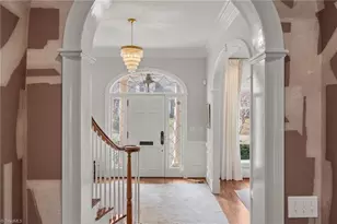 1604 Birch Ln, Greensboro, NC 27408 - Photo 3