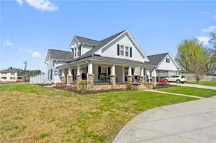 1430 Forrest Dr, Mount Airy, NC 27030 - Photo 3