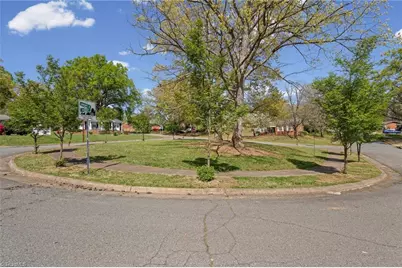 3950 Burnham Circle, Winston-Salem, NC 27105 - Photo 37