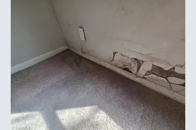 1908 Whitsett Street, Burlington, NC 27215 - Photo 15