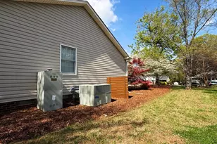 1348 Granville St, Burlington, NC 27215 - Photo 31