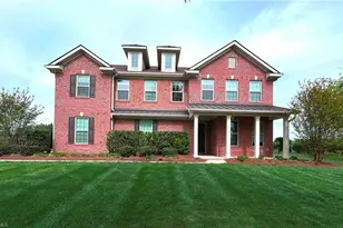 213 Candella Dr, Matthews, NC 28104 - Photo 1