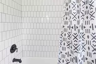 1614 Willow Rd, Greensboro, NC 27401 - Photo 15