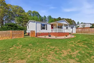 112 Hayes Dr, King, NC 27021 - Photo 3