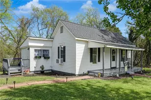 1723 E Meadow Rd, Eden, NC 27288 - Photo 5