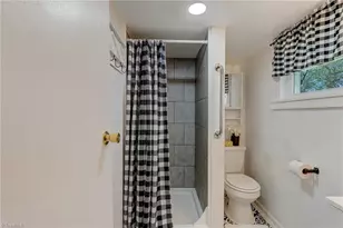 1723 E Meadow Rd, Eden, NC 27288 - Photo 21