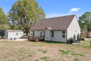 1969 Bellemont-Alamance Rd, Burlington, NC 27215 - Photo 5