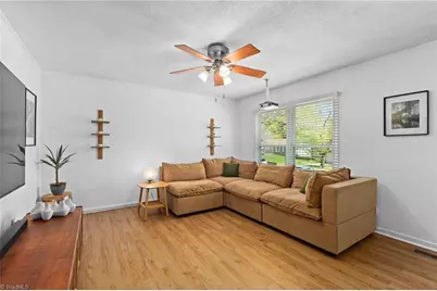 1022 Gales Avenue, Winston-Salem, NC 27103 - Photo 3