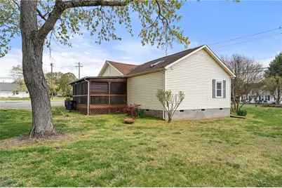 905 W Clemmonsville Road, Winston-Salem, NC 27127 - Photo 23