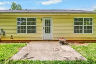 467 Bedford Knoll Dr, Winston-Salem, NC 27107 - Photo 21