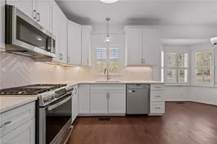 70 Park Village Ln, Greensboro, NC 27455 - Photo 3