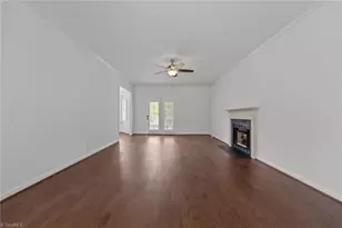 70 Park Village Ln, Greensboro, NC 27455 - Photo 11