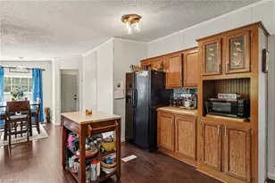 1375 Ward Rd, Sandy Ridge, NC 27046 - Photo 15