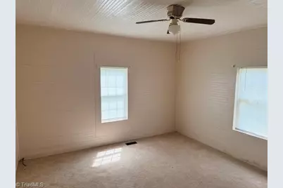 413 Victor Street, Eden, NC 27288 - Photo 9