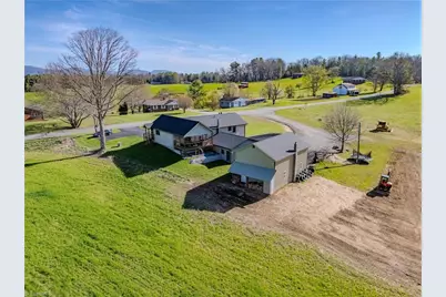 1061 Garvey Road, Piney Creek, NC 28663 - Photo 37