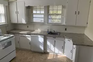 515 Kemp St, Eden, NC 27288 - Photo 5