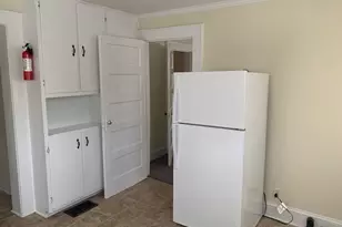 515 Kemp St, Eden, NC 27288 - Photo 7