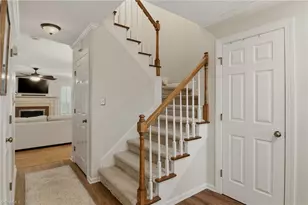 565 Sherwood Hills Dr, Winston-Salem, NC 27104 - Photo 3