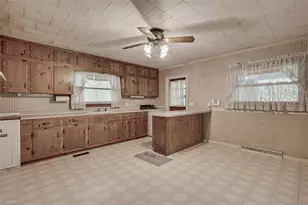 1407 Meadowbrook Rd, Asheboro, NC 27203 - Photo 11