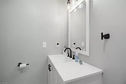 1316 Westridge Road, Greensboro, NC 27410 - Photo 19