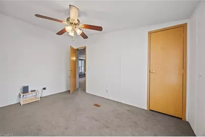 1609 Kennedy Road, Thomasville, NC 27360 - Photo 23